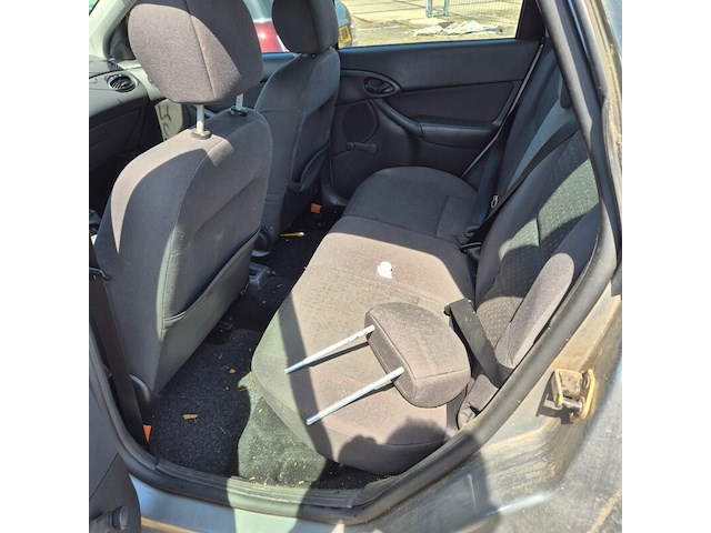 Personenauto, ford, focus wagon, 1.6-16v trend, grijs, 2004 - afbeelding 9 van  10