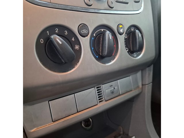 Personenauto, ford, focus wagon, 1.6 trend, 2008 - afbeelding 39 van  71
