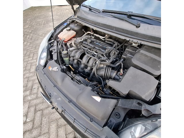 Personenauto ford, focus wagon 1.6, zwart, bouwjaar 2009 - afbeelding 11 van  46