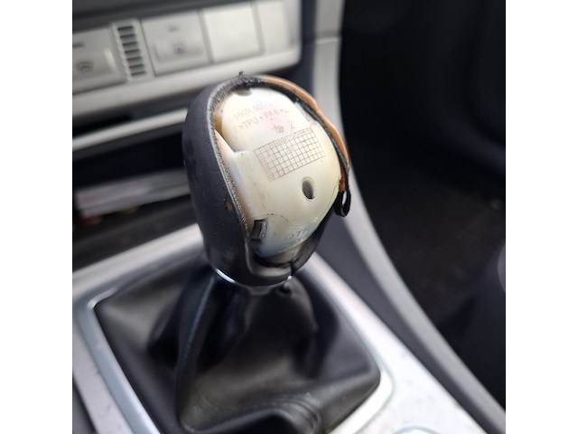 Personenauto ford, focus wagon 1.6, zwart, bouwjaar 2009 - afbeelding 31 van  46