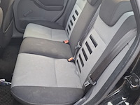 Personenauto ford, focus wagon 1.6, zwart, bouwjaar 2009 - afbeelding 33 van  46