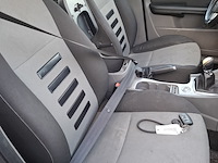 Personenauto ford, focus wagon 1.6, zwart, bouwjaar 2009 - afbeelding 40 van  46