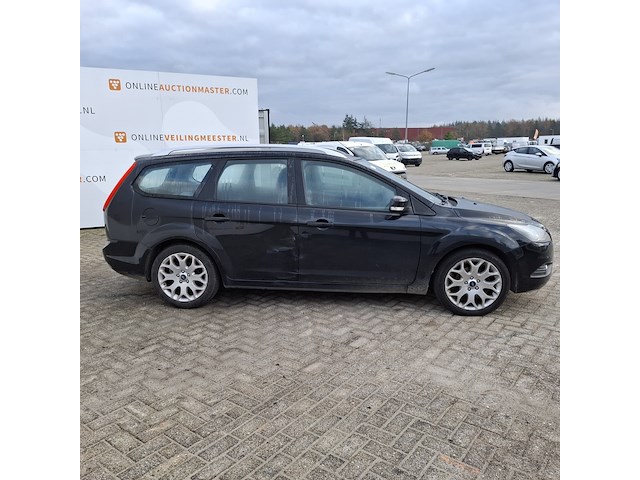 Personenauto ford, focus wagon 1.6, zwart, bouwjaar 2009 - afbeelding 34 van  46