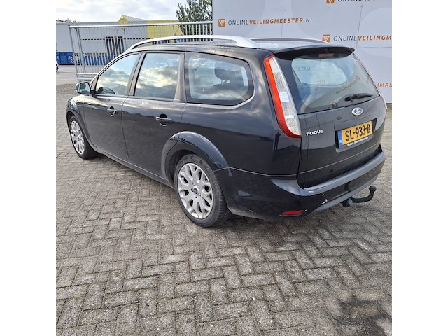 Personenauto ford, focus wagon 1.6, zwart, bouwjaar 2009 - afbeelding 44 van  46