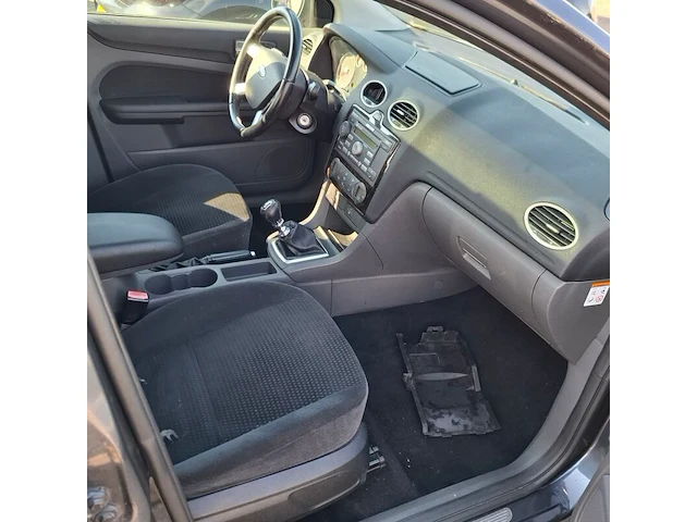 Personenauto, ford, focus wagon, 2.0 tdci titanium, 2005 - afbeelding 2 van  19