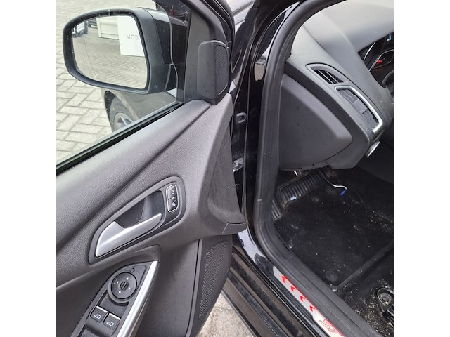 Personenauto, ford, focus - afbeelding 20 van  55