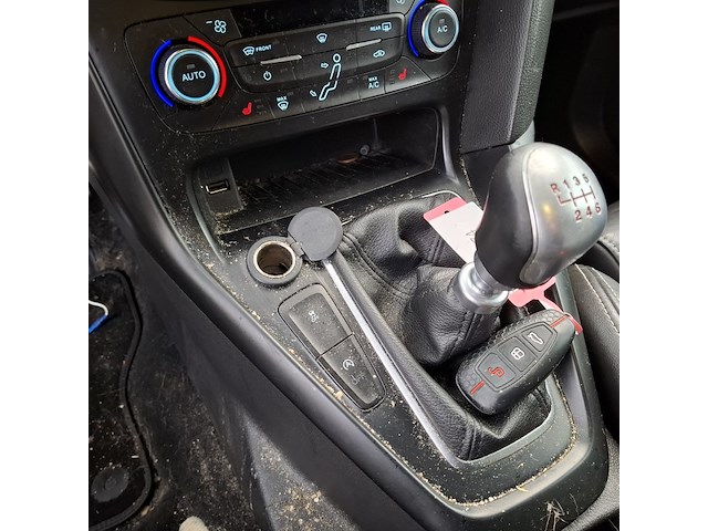 Personenauto, ford, focus - afbeelding 29 van  55