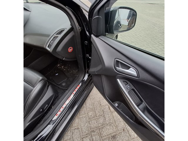 Personenauto, ford, focus - afbeelding 39 van  55
