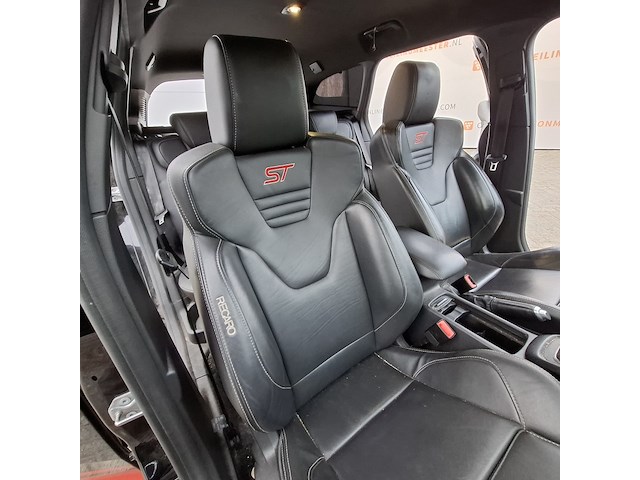 Personenauto, ford, focus - afbeelding 41 van  55