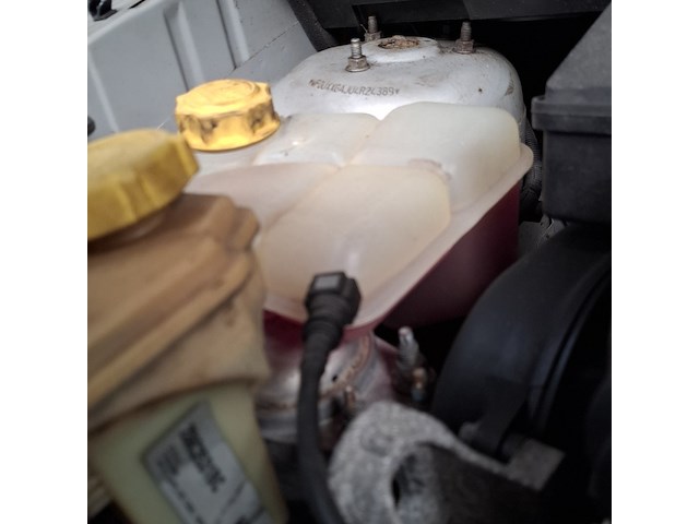 Personenauto, ford, fusion, 1.4-16v trend, 2004 - afbeelding 19 van  26