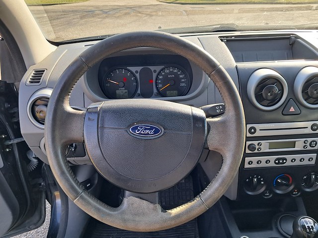 Personenauto, ford, fusion, zwart, 2004 - afbeelding 14 van  31