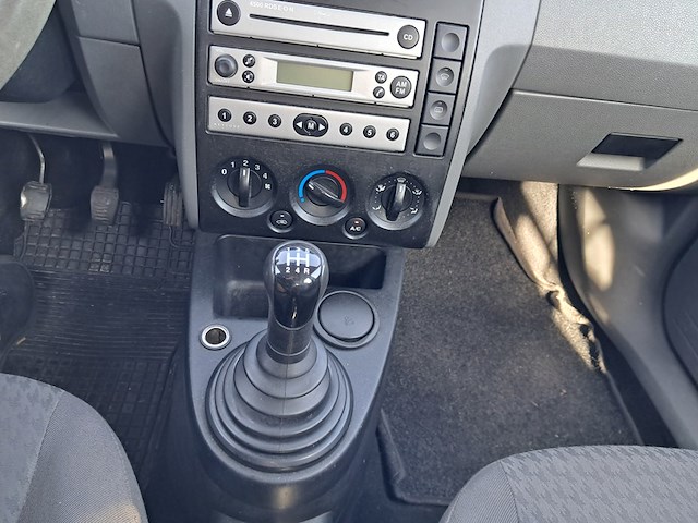 Personenauto, ford, fusion, zwart, 2004 - afbeelding 17 van  31