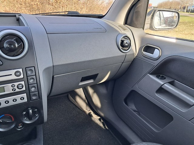 Personenauto, ford, fusion, zwart, 2004 - afbeelding 18 van  31