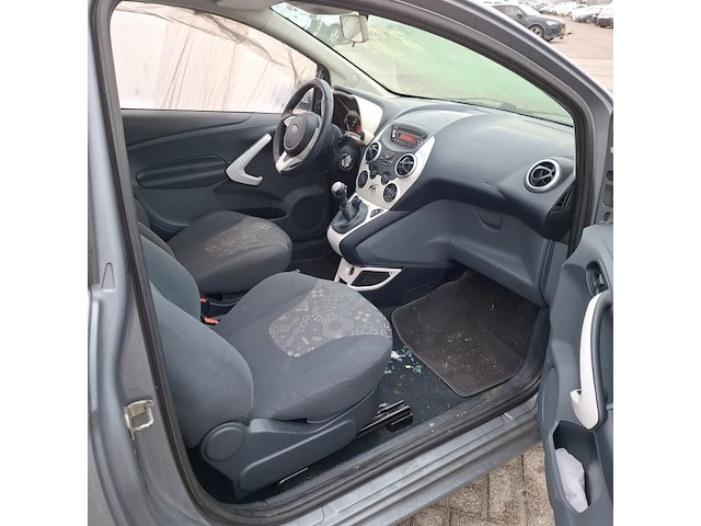 Personenauto ford, ka, grijs, bouwjaar 2010 - afbeelding 13 van  38