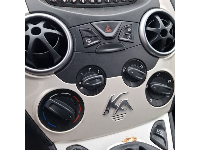 Personenauto ford, ka, grijs, bouwjaar 2010 - afbeelding 20 van  38