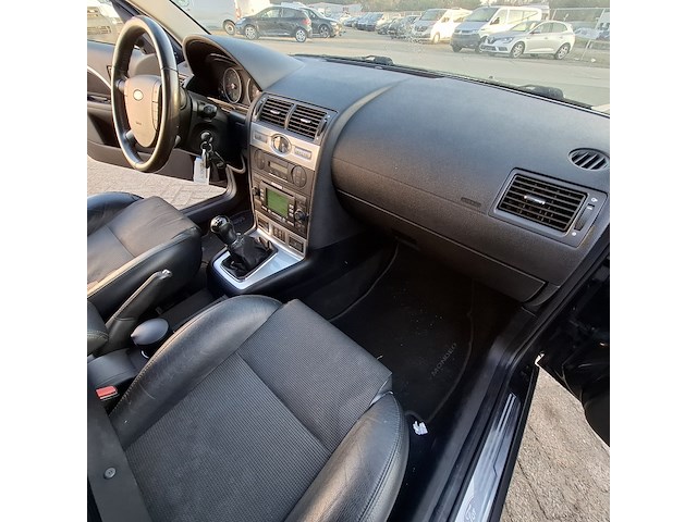 Personenauto ford, mondeo 2.0-16v platinum, zwart, bouwjaar 2006 - afbeelding 38 van  48