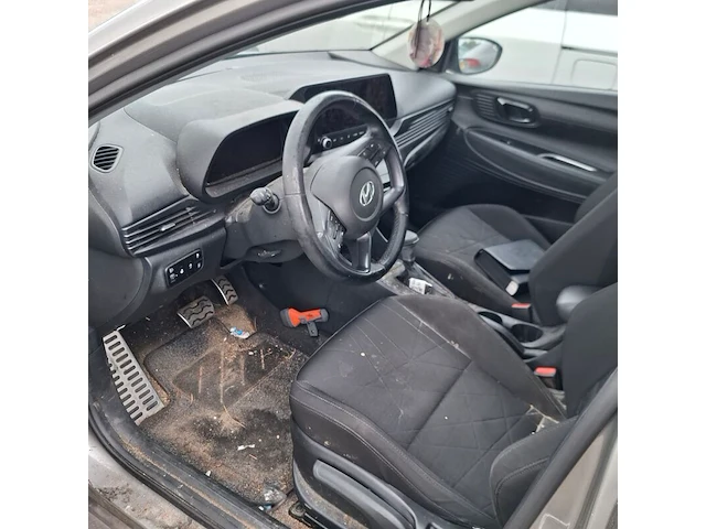 Personenauto, hyundai, bayon, 1.0 t-gdi premium sky, 2022 - afbeelding 15 van  17