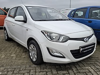 Personenauto, hyundai, i20, 1.2i i-motion, 2013 - afbeelding 3 van  8