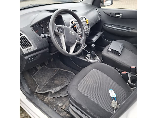 Personenauto, hyundai, i20, 1.2i i-motion, 2013 - afbeelding 8 van  8