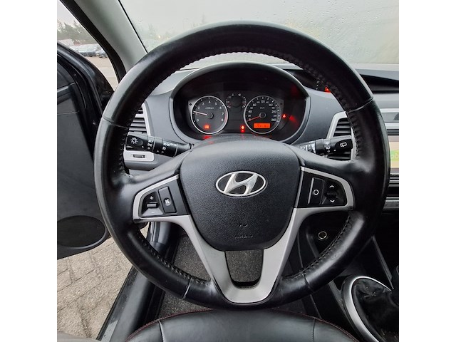 Personenauto hyundai, i20 1.6i i-catcher, zwart, bouwjaar 2009 - afbeelding 19 van  48