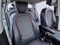 Personenauto hyundai, i20 1.6i i-catcher, zwart, bouwjaar 2009 - afbeelding 37 van  48