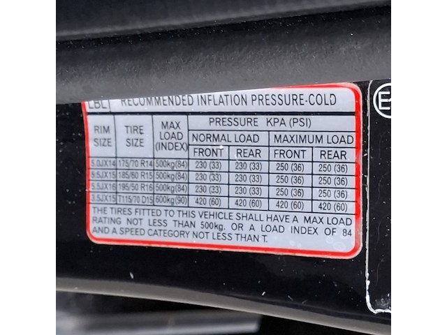 Personenauto hyundai, i20 1.6i i-catcher, zwart, bouwjaar 2009 - afbeelding 40 van  48