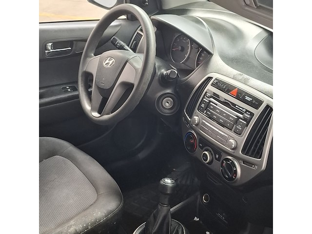 Personenauto, hyundai, i20 - afbeelding 14 van  38