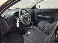 Personenauto, hyundai, i30, 1.6i i-drive cool, 2011 - afbeelding 27 van  69