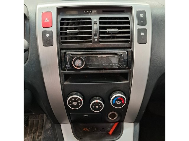 Personenauto, hyundai, tucson, 2.0i active, 2007 - afbeelding 14 van  37