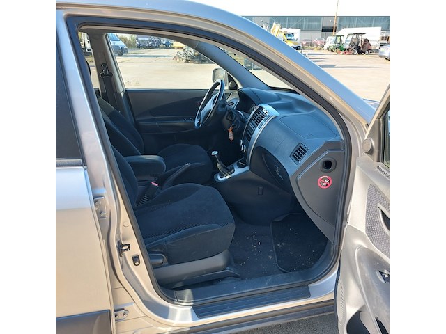 Personenauto hyundai, tucson, grijs, bouwjaar 2006 - afbeelding 24 van  42