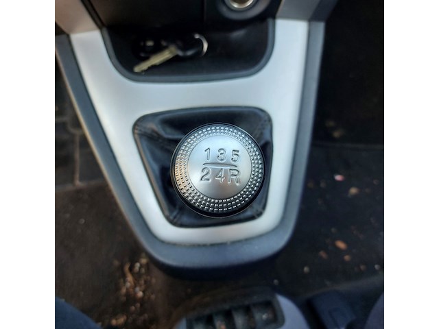 Personenauto hyundai, tucson, grijs, bouwjaar 2006 - afbeelding 30 van  42