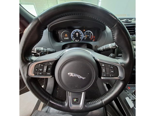 Personenauto, jaguar, f-pace, 2.0 portfolio awd 20d, 2016 - afbeelding 38 van  85