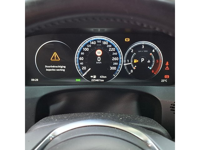 Personenauto, jaguar, f-pace, 2.0 portfolio awd 20d, 2016 - afbeelding 39 van  85
