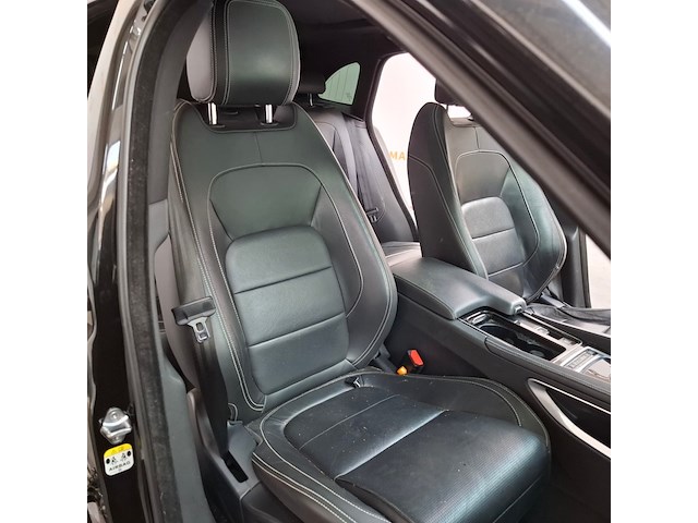 Personenauto, jaguar, f-pace, 2.0 portfolio awd 20d, 2016 - afbeelding 55 van  85