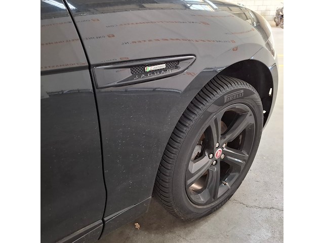 Personenauto, jaguar, f-pace, 2.0 portfolio awd 20d, 2016 - afbeelding 56 van  85
