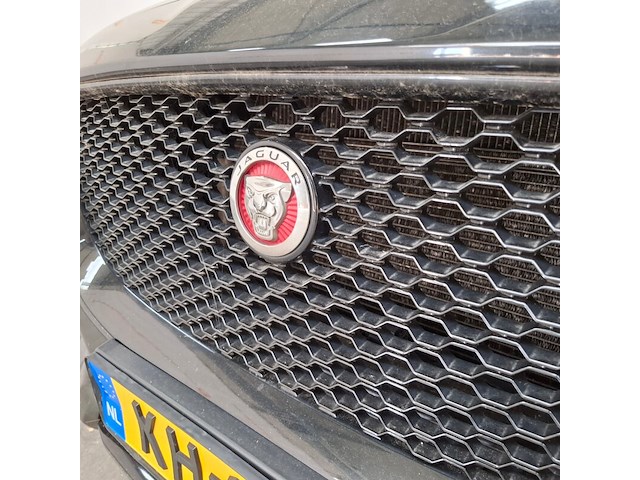 Personenauto, jaguar, f-pace, 2.0 portfolio awd 20d, 2016 - afbeelding 81 van  85