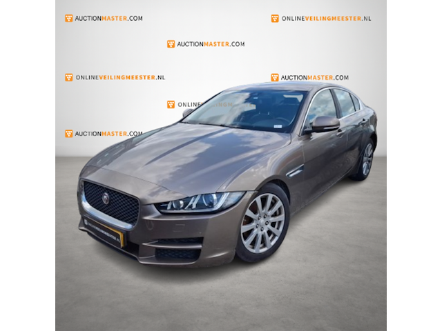Personenauto, jaguar, xe, 2.0 d prestige, 2015 - afbeelding 1 van  17