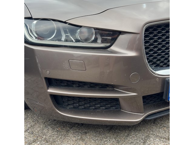 Personenauto, jaguar, xe, 2.0 d prestige, 2015 - afbeelding 12 van  17