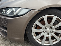 Personenauto, jaguar, xe, 2.0 d prestige, 2015 - afbeelding 13 van  17