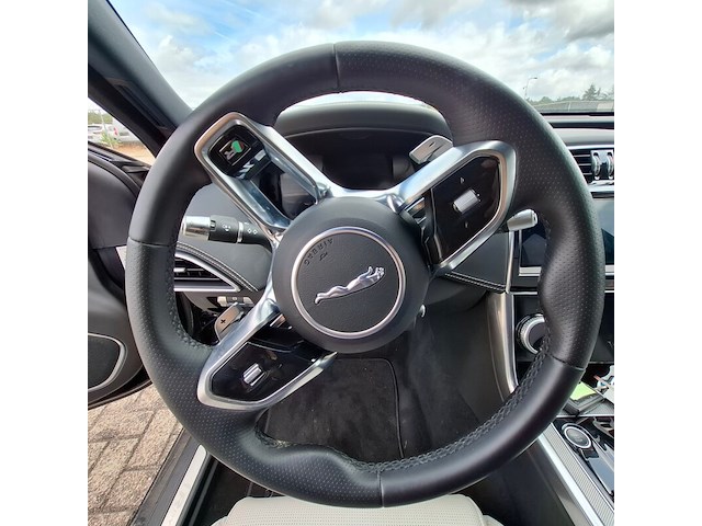 Personenauto, jaguar, xe, 2.0 p250 r-dynamic hse, 2020 - afbeelding 33 van  78