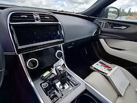 Personenauto, jaguar, xe, 2.0 p250 r-dynamic hse, 2020 - afbeelding 38 van  78