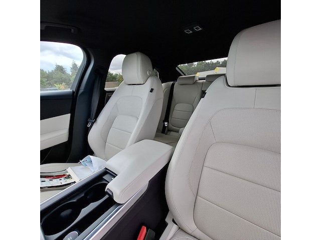Personenauto, jaguar, xe, 2.0 p250 r-dynamic hse, 2020 - afbeelding 39 van  78