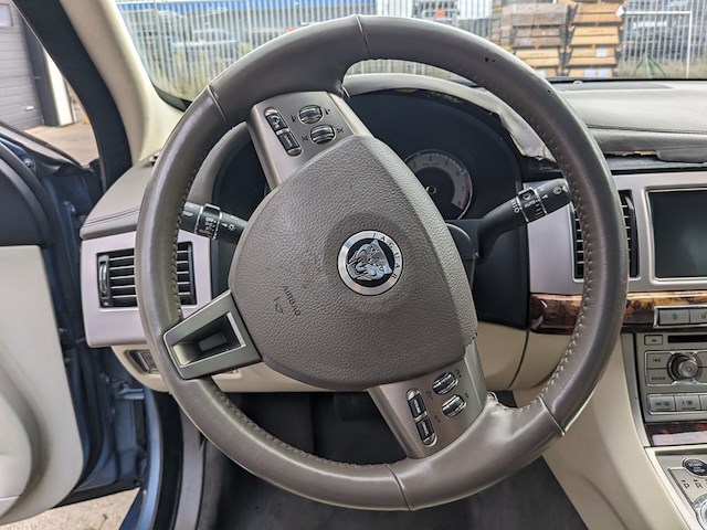 Personenauto, jaguar, xf 4.2 v8 supercharged sv8, 2008 - afbeelding 58 van  58