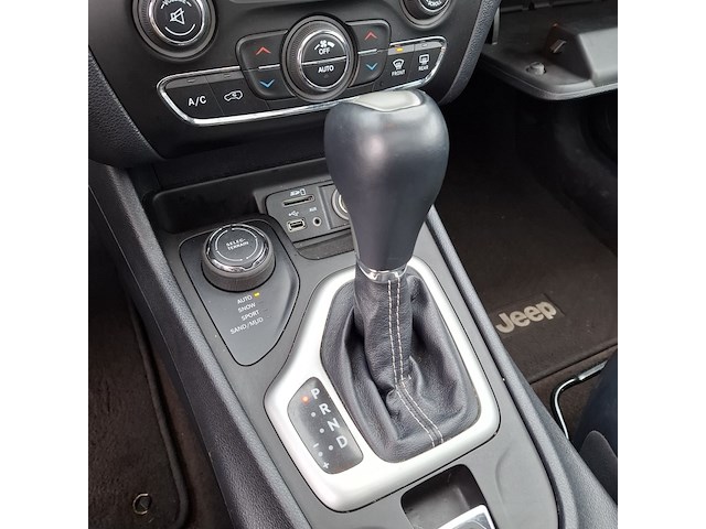 Personenauto, jeep, cherokee, 2.0 limited 4wd, 2014 - afbeelding 2 van  16