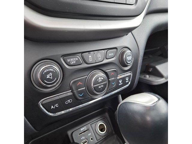 Personenauto, jeep, cherokee, 2.0 limited 4wd, 2014 - afbeelding 3 van  16