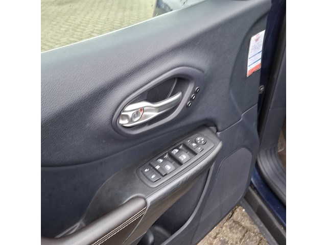 Personenauto, jeep, cherokee, 2.0 limited 4wd, 2014 - afbeelding 7 van  16