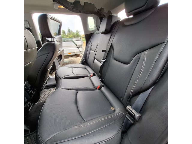 Personenauto, jeep, compass, 2024 - afbeelding 9 van  128