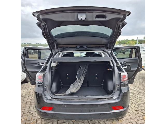 Personenauto, jeep, compass, 2024 - afbeelding 11 van  128