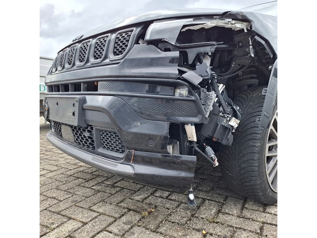 Personenauto, jeep, compass, 2024 - afbeelding 120 van  128