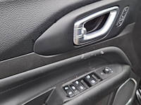 Personenauto, jeep, compass, 2024 - afbeelding 123 van  128
